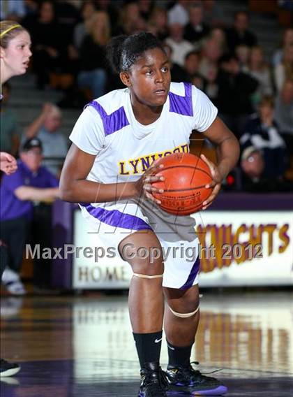 Thumbnail 3 in Lynwood vs. Foothill (CIF D2 SoCal Regional Playoffs) photogallery.