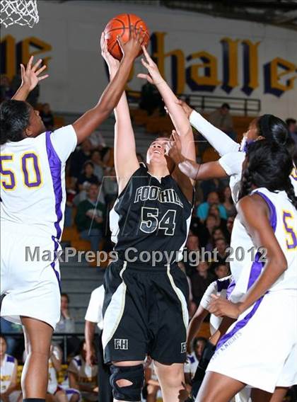 Thumbnail 3 in Lynwood vs. Foothill (CIF D2 SoCal Regional Playoffs) photogallery.