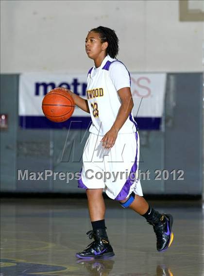 Thumbnail 3 in Lynwood vs. Foothill (CIF D2 SoCal Regional Playoffs) photogallery.