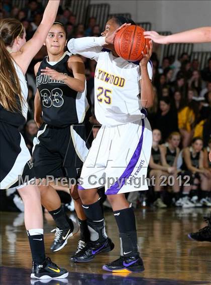 Thumbnail 2 in Lynwood vs. Foothill (CIF D2 SoCal Regional Playoffs) photogallery.