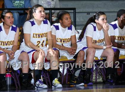 Thumbnail 1 in Lynwood vs. Foothill (CIF D2 SoCal Regional Playoffs) photogallery.