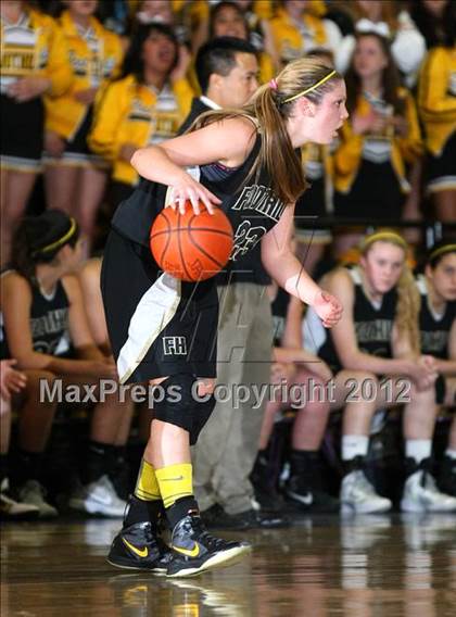 Thumbnail 1 in Lynwood vs. Foothill (CIF D2 SoCal Regional Playoffs) photogallery.