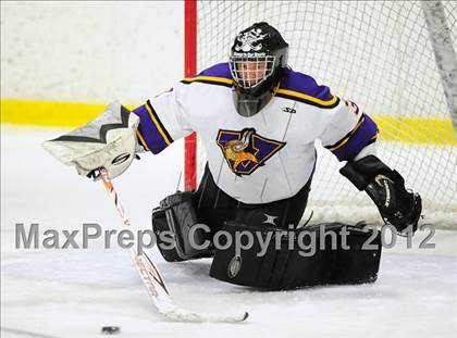 Thumbnail 3 in Trumbull vs. Westhill (FCIAC Tier 2 Final) photogallery.