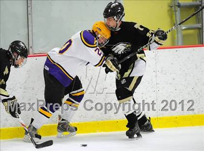 Thumbnail 2 in Trumbull vs. Westhill (FCIAC Tier 2 Final) photogallery.