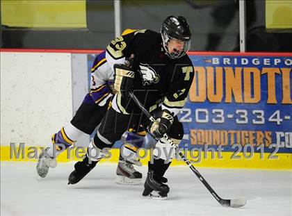 Thumbnail 2 in Trumbull vs. Westhill (FCIAC Tier 2 Final) photogallery.