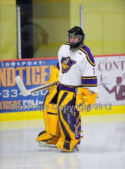 Thumbnail 2 in Trumbull vs. Westhill (FCIAC Tier 2 Final) photogallery.