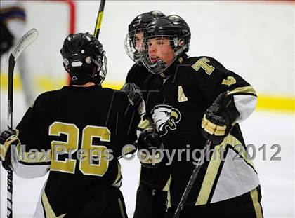 Thumbnail 2 in Trumbull vs. Westhill (FCIAC Tier 2 Final) photogallery.
