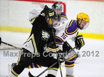 Thumbnail 2 in Trumbull vs. Westhill (FCIAC Tier 2 Final) photogallery.