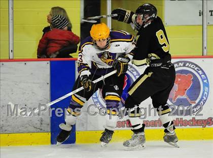 Thumbnail 2 in Trumbull vs. Westhill (FCIAC Tier 2 Final) photogallery.