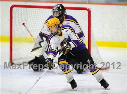 Thumbnail 2 in Trumbull vs. Westhill (FCIAC Tier 2 Final) photogallery.