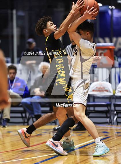 Thumbnail 1 in Alexander vs. Byron-Bergen (NYSPHSAA Section 5 Class C2 Final) photogallery.