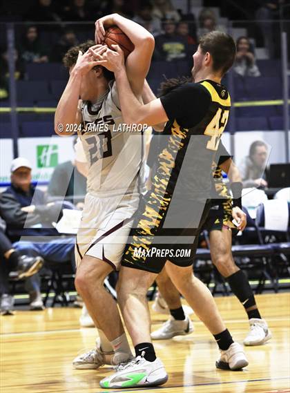 Thumbnail 3 in Alexander vs. Byron-Bergen (NYSPHSAA Section 5 Class C2 Final) photogallery.