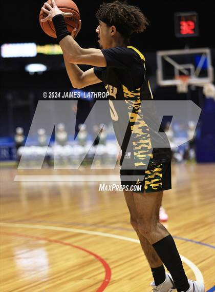 Thumbnail 3 in Alexander vs. Byron-Bergen (NYSPHSAA Section 5 Class C2 Final) photogallery.