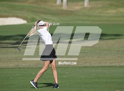Thumbnail 2 in Edison @ Corona del Mar photogallery.