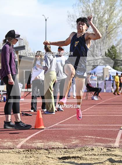 Thumbnail 2 in Boulder Invitational photogallery.