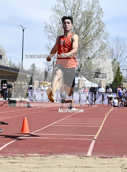 Thumbnail 2 in Boulder Invitational photogallery.
