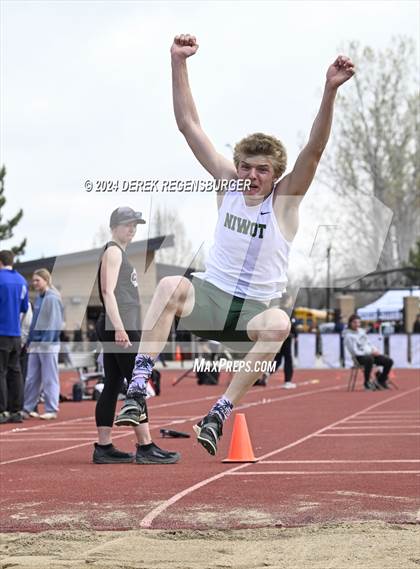 Thumbnail 1 in Boulder Invitational photogallery.
