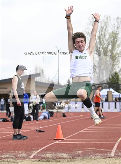 Thumbnail 3 in Boulder Invitational photogallery.