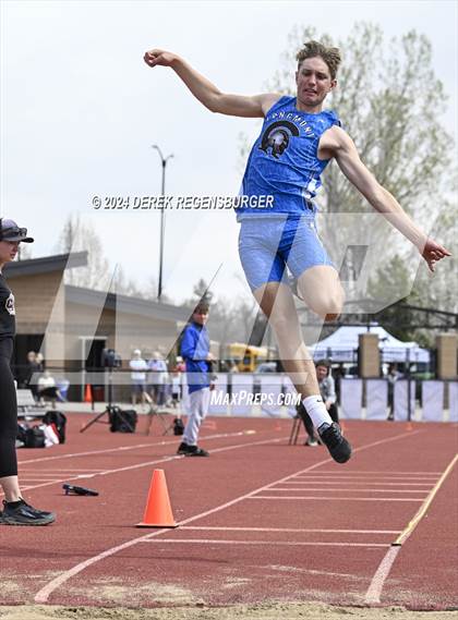 Thumbnail 2 in Boulder Invitational photogallery.