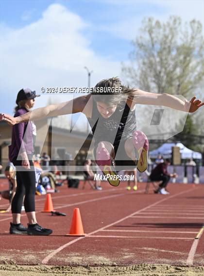 Thumbnail 3 in Boulder Invitational photogallery.