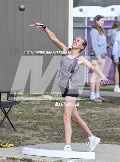 Thumbnail 1 in Boulder Invitational photogallery.