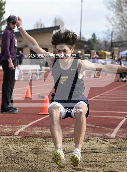 Thumbnail 2 in Boulder Invitational photogallery.