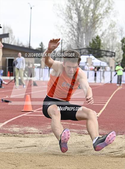 Thumbnail 1 in Boulder Invitational photogallery.