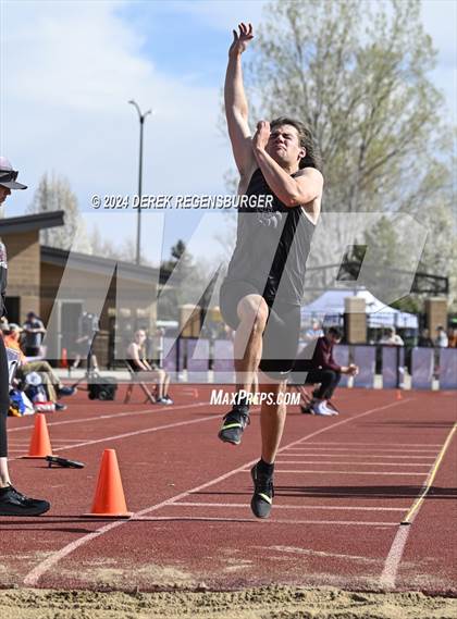 Thumbnail 2 in Boulder Invitational photogallery.