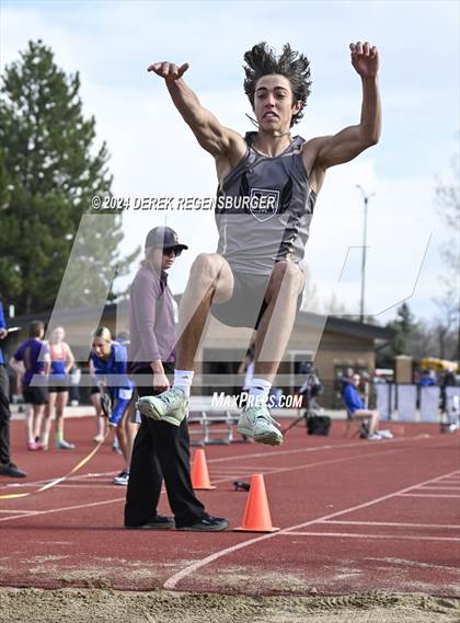 Thumbnail 3 in Boulder Invitational photogallery.