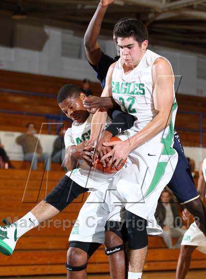 Thumbnail 2 in St. John Bosco vs. Eagle Rock (Blue Pride Classic) photogallery.
