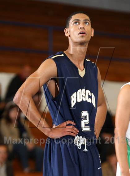 Thumbnail 2 in St. John Bosco vs. Eagle Rock (Blue Pride Classic) photogallery.