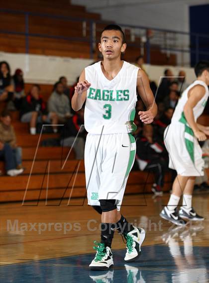 Thumbnail 3 in St. John Bosco vs. Eagle Rock (Blue Pride Classic) photogallery.