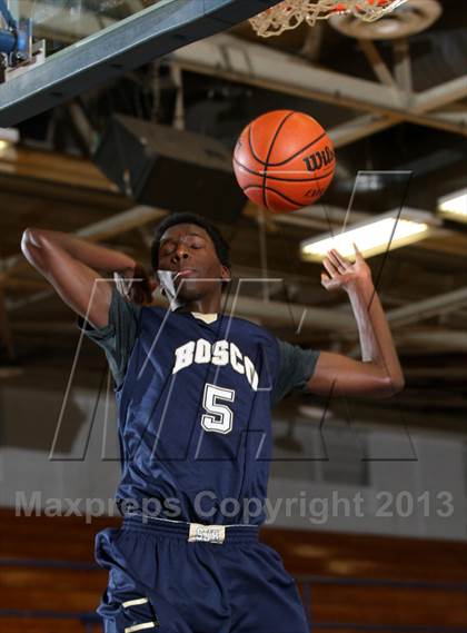 Thumbnail 2 in St. John Bosco vs. Eagle Rock (Blue Pride Classic) photogallery.