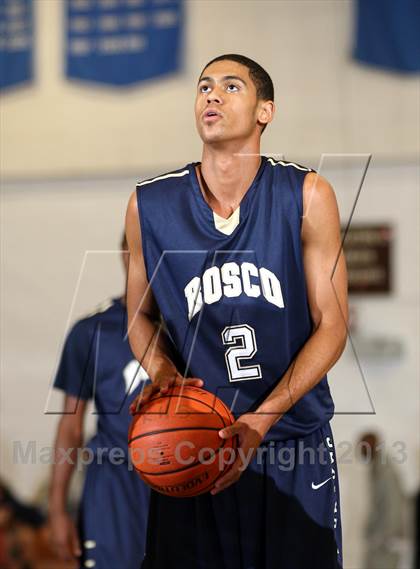 Thumbnail 1 in St. John Bosco vs. Eagle Rock (Blue Pride Classic) photogallery.