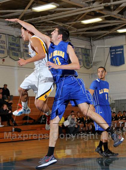 Thumbnail 1 in St. John Bosco vs. Eagle Rock (Blue Pride Classic) photogallery.