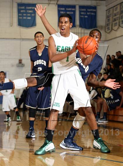 Thumbnail 2 in St. John Bosco vs. Eagle Rock (Blue Pride Classic) photogallery.