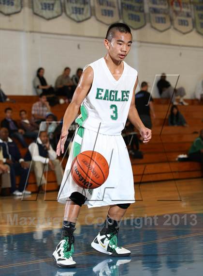 Thumbnail 3 in St. John Bosco vs. Eagle Rock (Blue Pride Classic) photogallery.