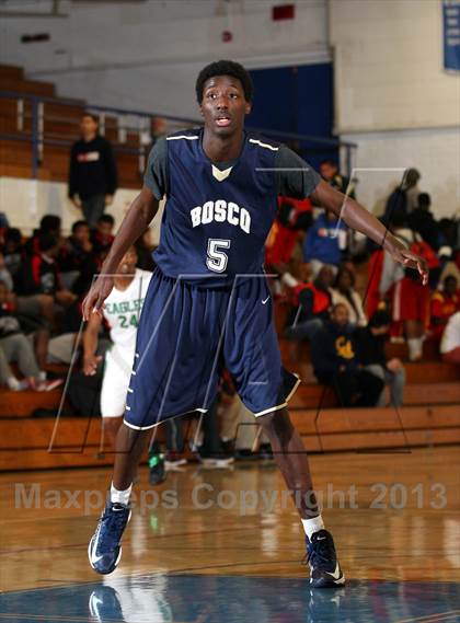 Thumbnail 3 in St. John Bosco vs. Eagle Rock (Blue Pride Classic) photogallery.