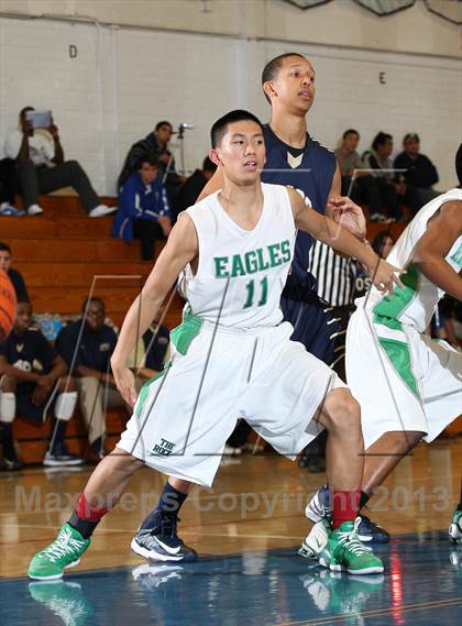 Thumbnail 1 in St. John Bosco vs. Eagle Rock (Blue Pride Classic) photogallery.