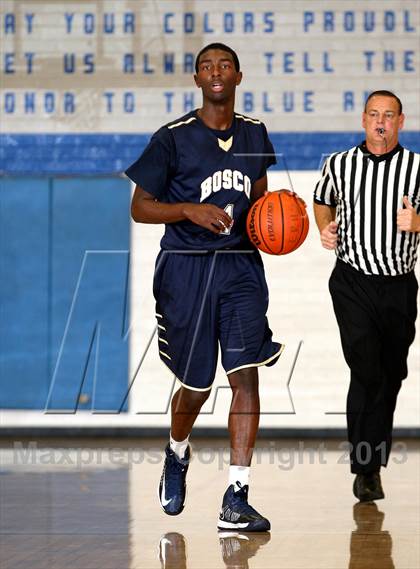 Thumbnail 1 in St. John Bosco vs. Eagle Rock (Blue Pride Classic) photogallery.