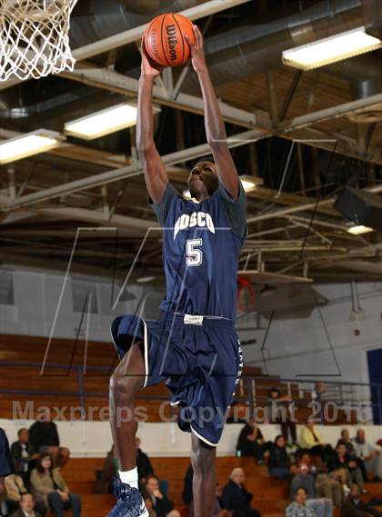 Thumbnail 1 in St. John Bosco vs. Eagle Rock (Blue Pride Classic) photogallery.