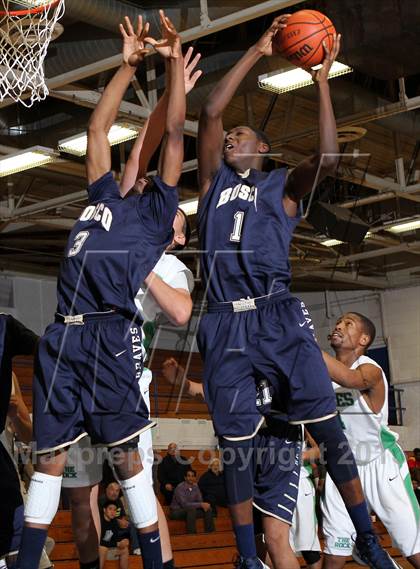 Thumbnail 1 in St. John Bosco vs. Eagle Rock (Blue Pride Classic) photogallery.