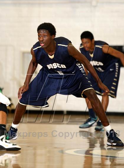 Thumbnail 1 in St. John Bosco vs. Eagle Rock (Blue Pride Classic) photogallery.