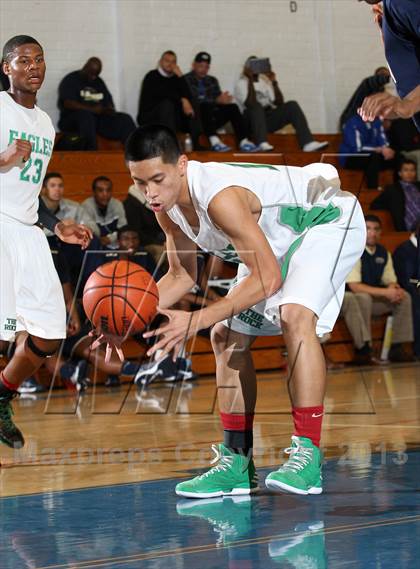 Thumbnail 1 in St. John Bosco vs. Eagle Rock (Blue Pride Classic) photogallery.