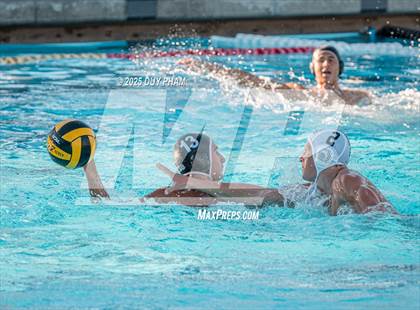 Thumbnail 2 in JSerra Catholic @ Servite photogallery.