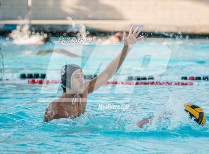 Thumbnail 3 in JSerra Catholic @ Servite photogallery.