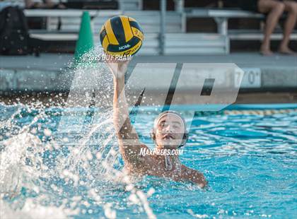 Thumbnail 3 in JSerra Catholic @ Servite photogallery.