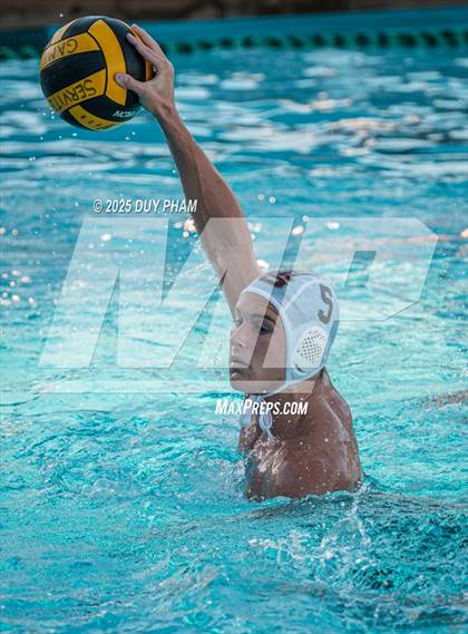 Thumbnail 2 in JSerra Catholic @ Servite photogallery.