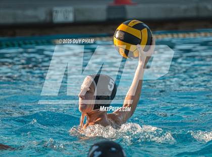 Thumbnail 2 in JSerra Catholic @ Servite photogallery.