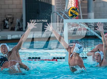 Thumbnail 2 in JSerra Catholic @ Servite photogallery.